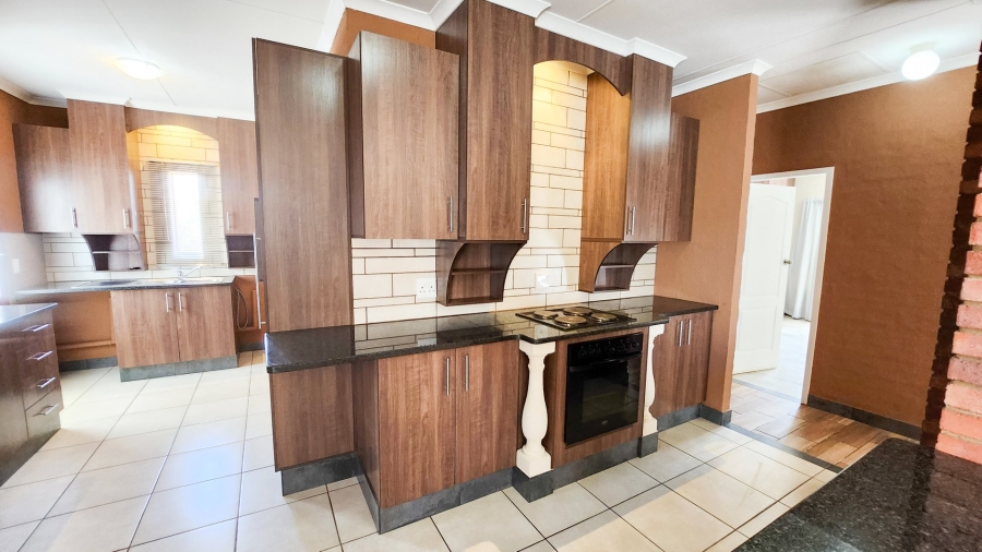 3 Bedroom Property for Sale in Wilkoppies North West